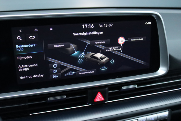 Hyundai IONIQ 6 Lounge 77.4 kWh | Adaptieve Cruise Control | Panoramadak | BOSE | Memory | Stoelventilatie | Verwarmd Stuurwiel | HUD | Leder | Camera | Trekhaak | Achterbank Verwarmd |