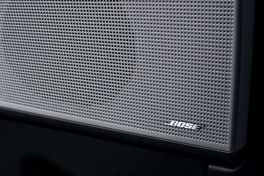 Hyundai IONIQ 6 Lounge 77.4 kWh | Adaptieve Cruise Control | Panoramadak | BOSE | Memory | Stoelventilatie | Verwarmd Stuurwiel | HUD | Leder | Camera | Trekhaak | Achterbank Verwarmd |