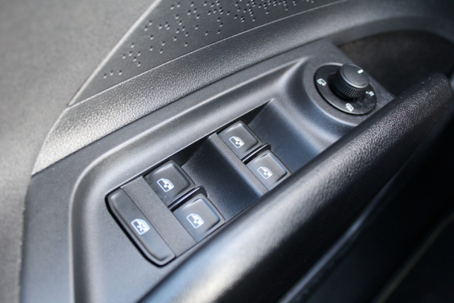 Škoda ENYAQ Coupé iV 80 RS | BTW-Auto | Panoramadak | Trekhaak | BLIS | Stoelverwarming