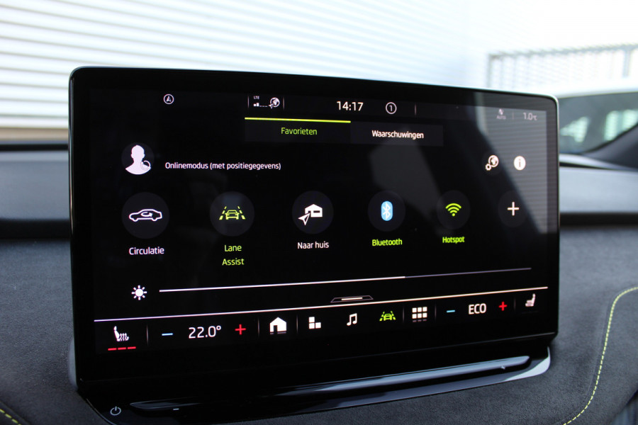 Škoda ENYAQ Coupé iV 80 RS | BTW-Auto | Panoramadak | Trekhaak | BLIS | Stoelverwarming