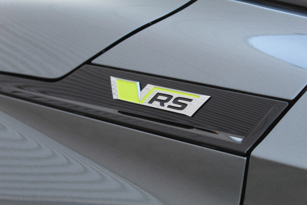 Škoda ENYAQ Coupé iV 80 RS | BTW-Auto | Panoramadak | Trekhaak | BLIS | Stoelverwarming