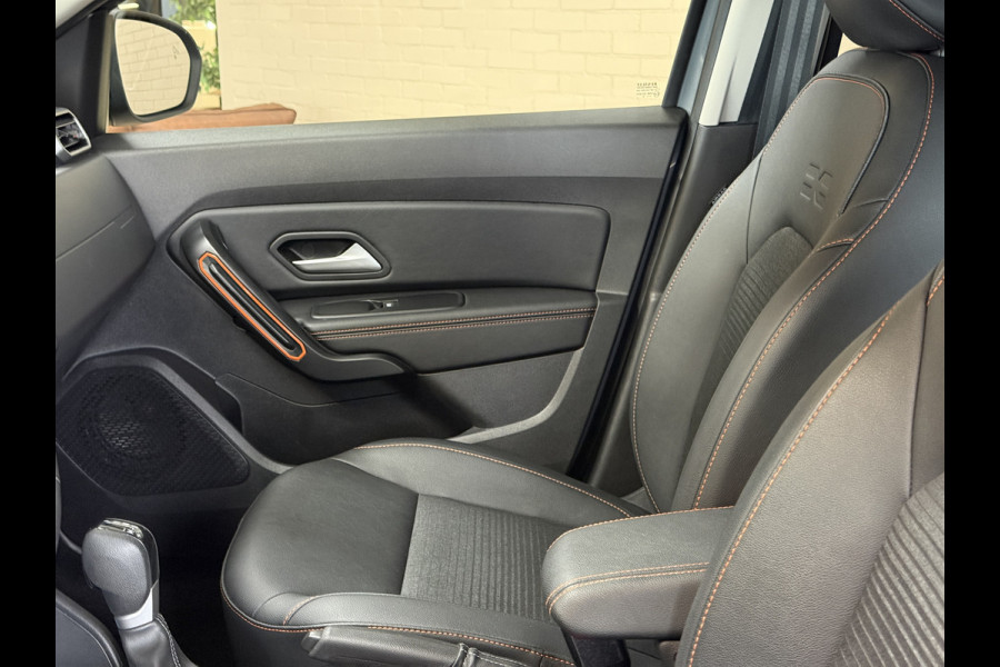 Dacia Duster 1.3 TCe 150 Extreme | Navi | 17" | Blindspot | 360 | Stoelverwarming | Cruise control | 100% Dealer onderhouden!