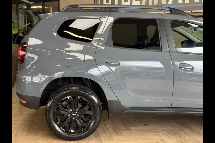 Dacia Duster 1.3 TCe 150 Extreme | Navi | 17" | Blindspot | 360 | Stoelverwarming | Cruise control | 100% Dealer onderhouden!