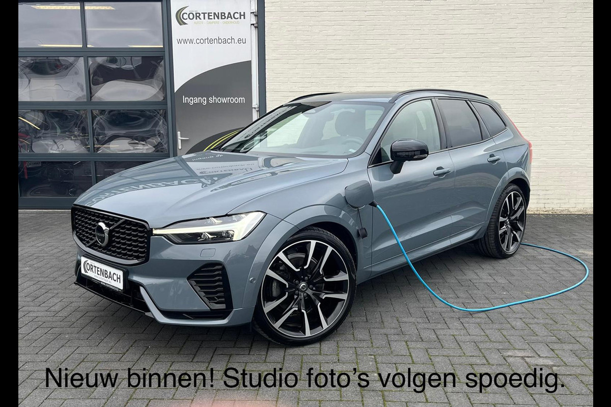 Volvo XC60 2.0 T8 Plug-in hybrid AWD Ultimate Dark | Luchtvering | Bowers&Wilkins | Zwenkbare trekhaak | Panorama dak | Wol interieur |