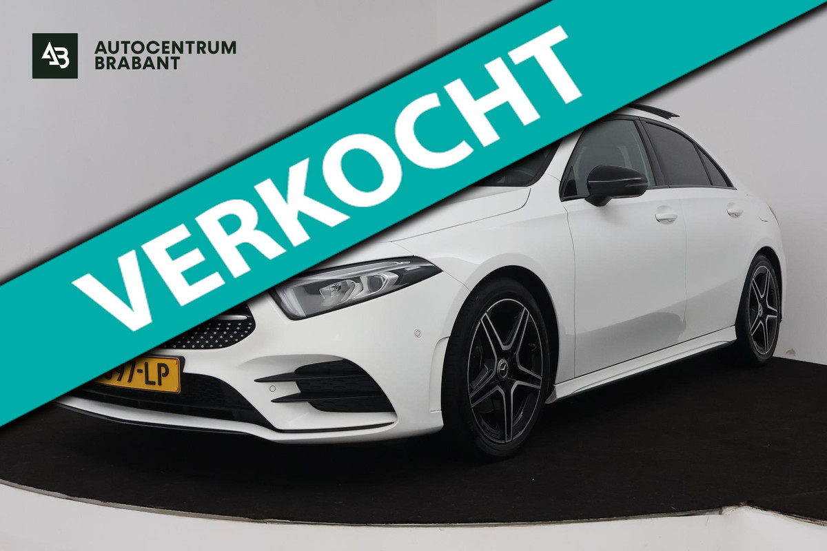 Mercedes-Benz A-Klasse 180 Business Solution AMG (PANORAMADAK, STOELVERWARMING, ACHTERUITRIJCAMERA, PARKEERSENSOREN)