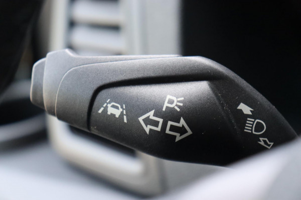 Ford Transit Custom 300 2.0 TDCI L2H1 Trend Org.NL leer 3 zits volle uitvoering