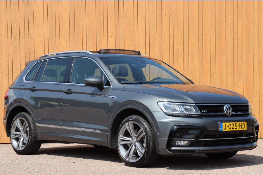 Volkswagen Tiguan 1.5 TSI ACT Highline Business R-Line org.NL schuifdak camera el.klep stoelverw.