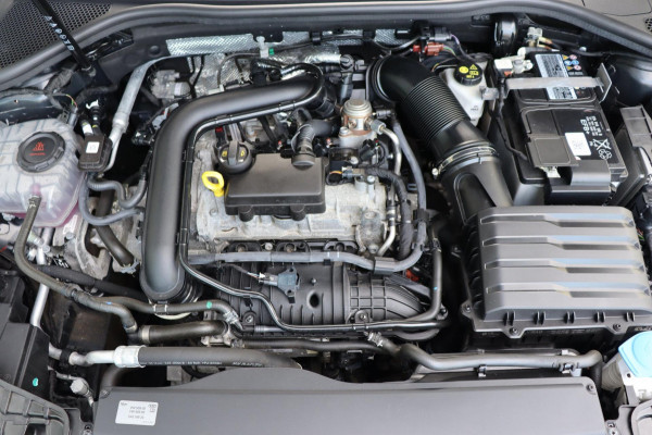 Audi A3 Limousine 30 TFSI Advanced edition org.NL sportstoelen+verw.