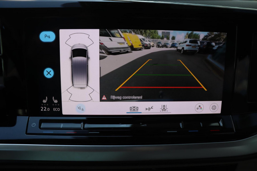 Volkswagen Multivan 1.4 eHybrid L2H1 Style 7-persoons org.NL panoramadak el.trekhaak camera's