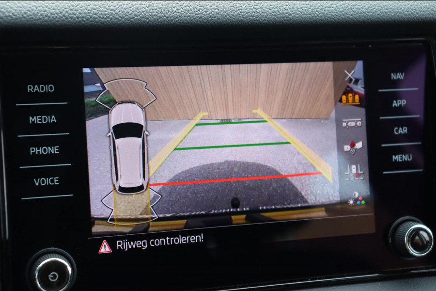 Škoda Kodiaq 1.5 TSI Business Ed. 7persoons org.NL el.trekhaak camera stuur+stoelverw.
