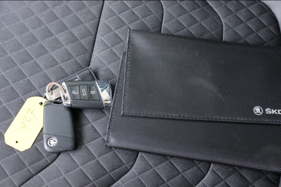 Škoda Kodiaq 1.5 TSI Business Ed. 7persoons org.NL el.trekhaak camera stuur+stoelverw.