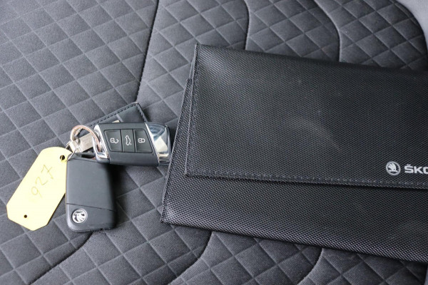 Škoda Kodiaq 1.5 TSI Business Ed. 7persoons org.NL el.trekhaak camera stuur+stoelverw.