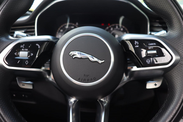 Jaguar F-Pace 2.0 P400e PHEV R-Dynamic S org.NL schuifdak trekhaak meridiaan