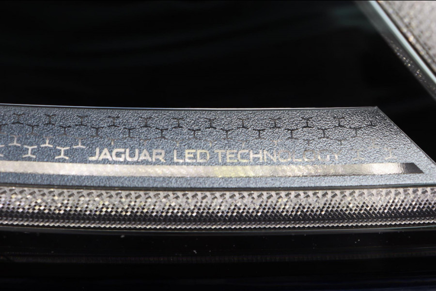 Jaguar F-Pace 2.0 P400e PHEV R-Dynamic S org.NL schuifdak trekhaak meridiaan