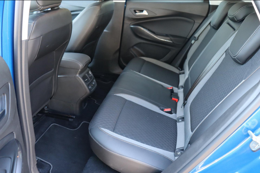 Opel Grandland X 1.2 Turbo Business Elegance org.NL trekhaak camera's stuurverw.