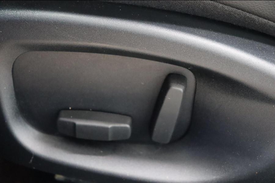 Jaguar XE 2.0 Prestige Pro Edition org. NL leer+el camera a.bank neerklapbaar