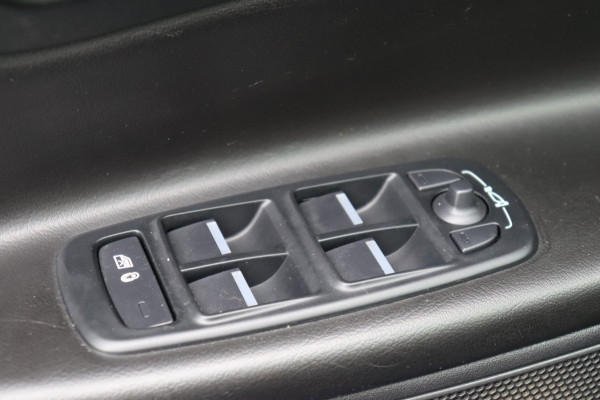 Jaguar XE 2.0 Prestige Pro Edition org. NL leer+el camera a.bank neerklapbaar