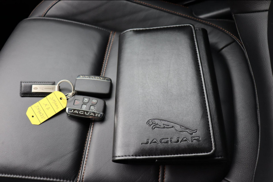 Jaguar XE 2.0 Prestige Pro Edition org. NL leer+el camera a.bank neerklapbaar