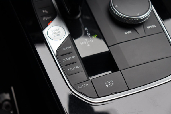 BMW 1-serie 118i M-sport High Executive Edition org.NL afn.trekhaak camera