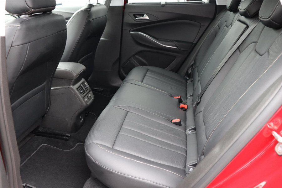 Opel Grandland X 1.2 Turbo Innovation Org.NL Two-Tone Leer rondom camera