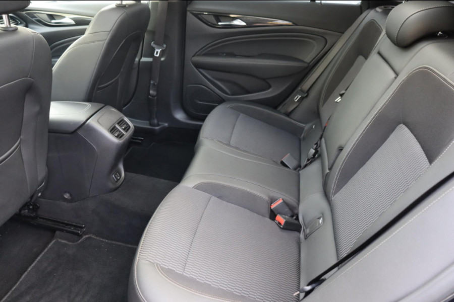Opel Insignia Sports Tourer 1.5 T EcoTec Bus. Executive org-NL el.schuifdak AANBIEDING!!