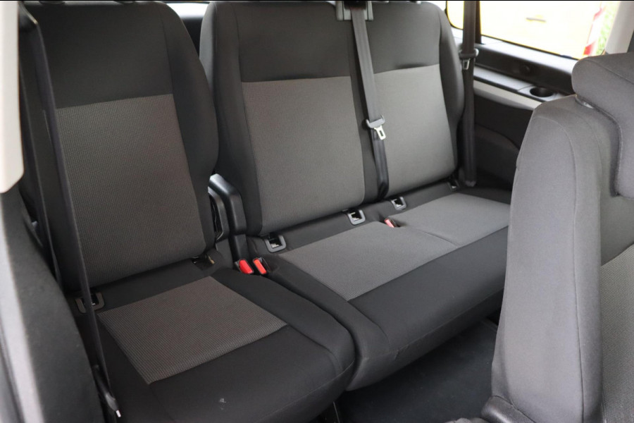Peugeot Traveller 2.0 BlueHDi 180 Bus. 9-persoons incl.btw/bpm org.NL