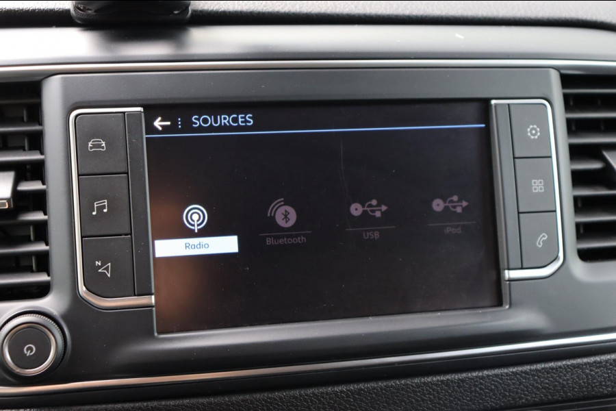 Peugeot Traveller 2.0 BlueHDi 180 Bus. 9-persoons incl.btw/bpm org.NL