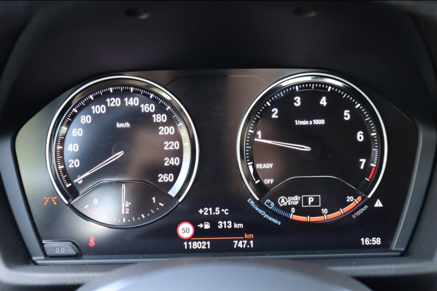 BMW X1 SDrive20i VDL Nedcar Edition org.NL Head-up afn.trekhaak el.klep leer+vw camera