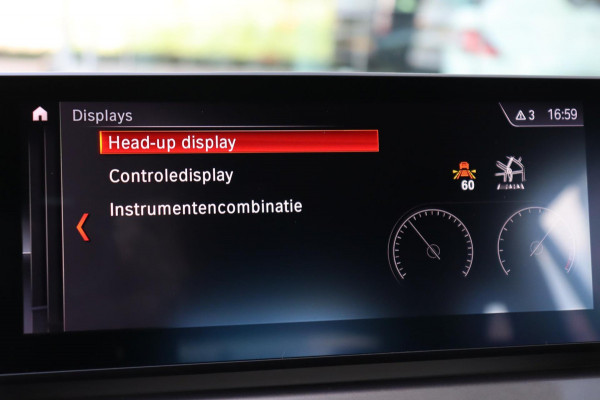 BMW X1 SDrive20i VDL Nedcar Edition org.NL Head-up afn.trekhaak el.klep leer+vw camera