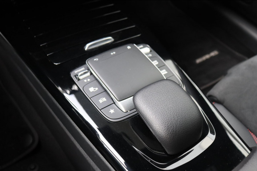 Mercedes-Benz CLA-Klasse Shooting Brake 200 Business Solution AMG org.NL el.trekhaak