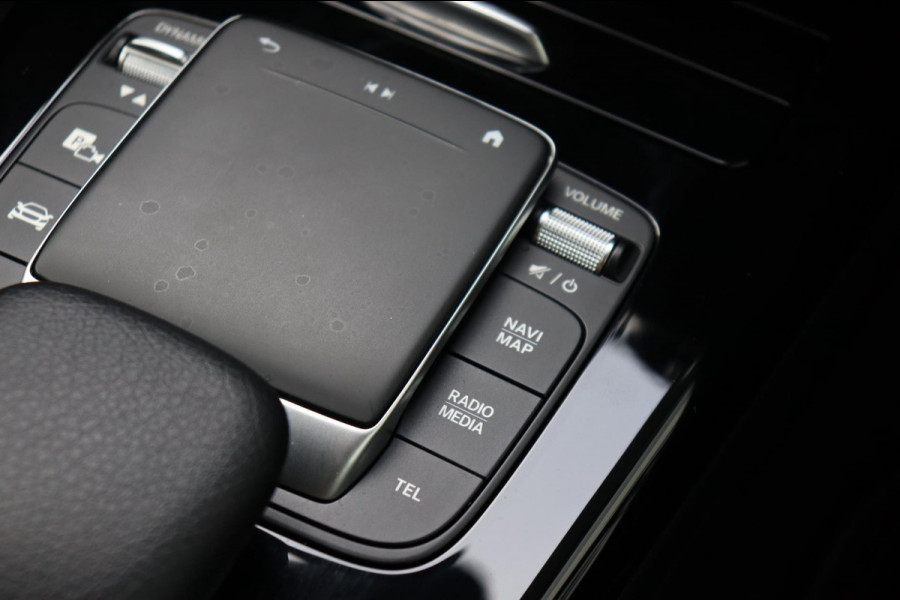 Mercedes-Benz CLA-Klasse Shooting Brake 200 Business Solution AMG org.NL el.trekhaak