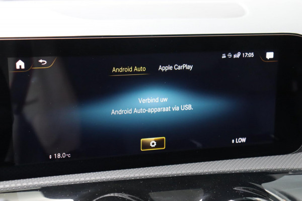 Mercedes-Benz CLA-Klasse Shooting Brake 200 Business Solution AMG org.NL el.trekhaak