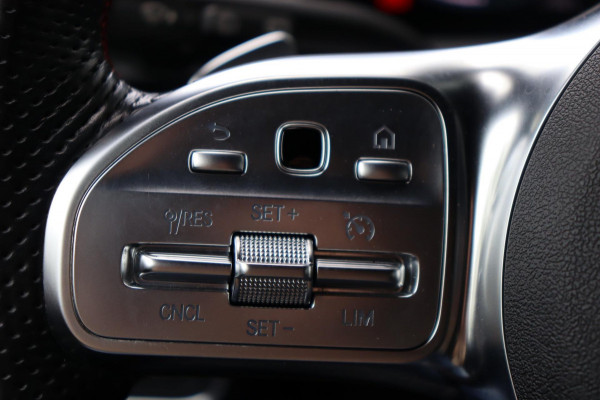 Mercedes-Benz CLA-Klasse Shooting Brake 200 Business Solution AMG org.NL el.trekhaak