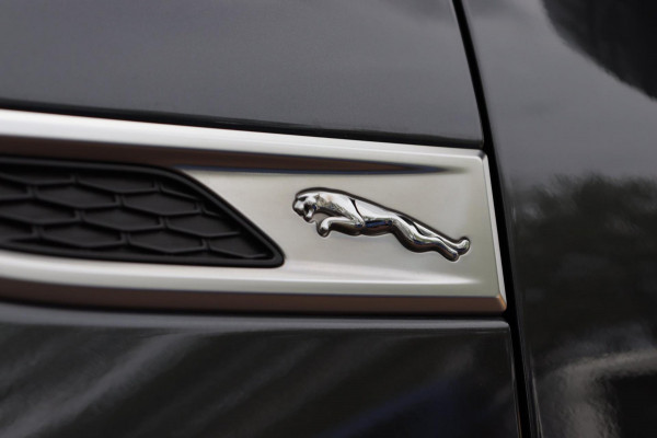 Jaguar E-Pace 1.5 P160 S org.NL leer+el camera trekhaak pano-dak el.klep