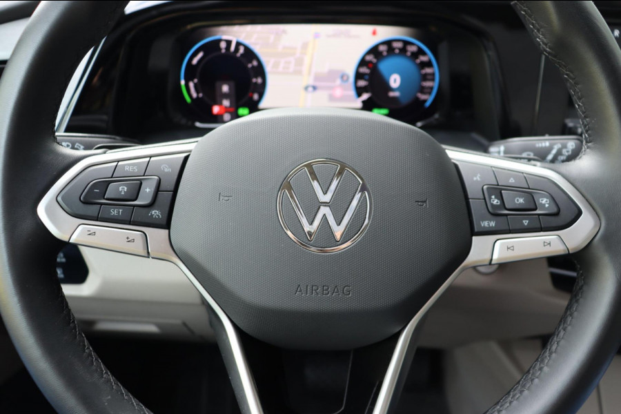 Volkswagen Multivan 1.4 eHybrid L2H1 Style 7-persoons org.NL panoramadak el.trekhaak camera's