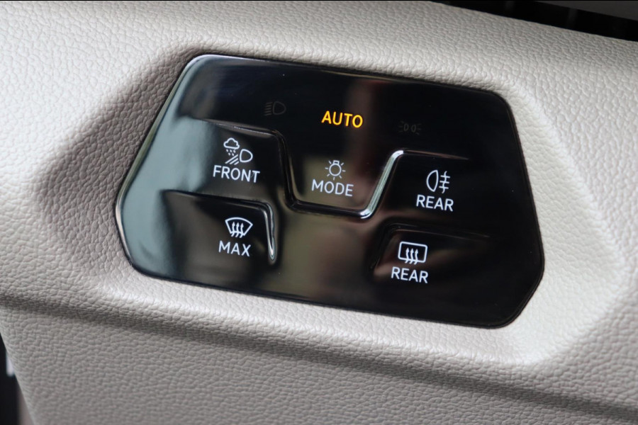 Volkswagen Multivan 1.4 eHybrid L2H1 Style 7-persoons org.NL panoramadak el.trekhaak camera's