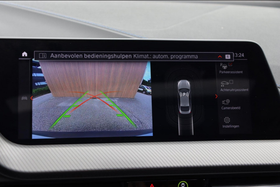 BMW 2 Serie Gran Coupé 218i Introduction Ed. M-Sport org.NL schuifdak camera's stuur+stoelverw speciale kleur