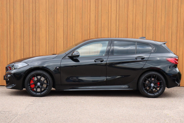 BMW 1-serie 116i Introduction Ed. M-Sport org.NL camera Performance-LM stoelverw. a.spoiler