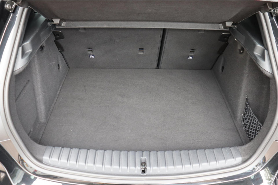 BMW 1-serie 116i Introduction Ed. M-Sport org.NL camera Performance-LM stoelverw. a.spoiler