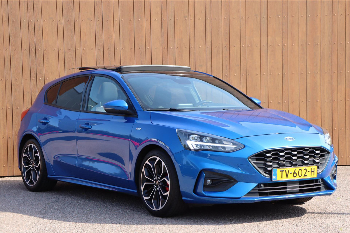 Ford Focus 1.5 EcoBoost ST Line Business 182pk org.NL schuifdak, B&O afn.trekhaak stuur/stoel/raamverw.