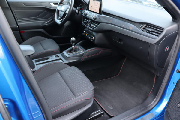 Ford Focus 1.5 EcoBoost ST Line Business 182pk org.NL schuifdak, B&O afn.trekhaak stuur/stoel/raamverw.