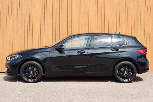 BMW 1-serie 116i Introduction Edition org.NL 18"Performance h.leer