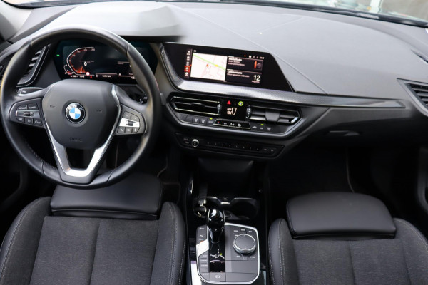 BMW 1-serie 116i Introduction Edition org.NL 18"Performance h.leer