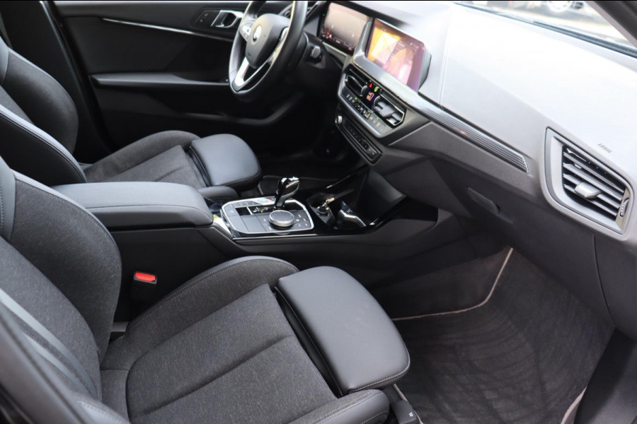 BMW 1-serie 116i Introduction Edition org.NL 18"Performance h.leer