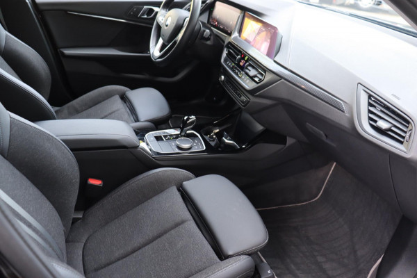 BMW 1-serie 116i Introduction Edition org.NL 18"Performance h.leer