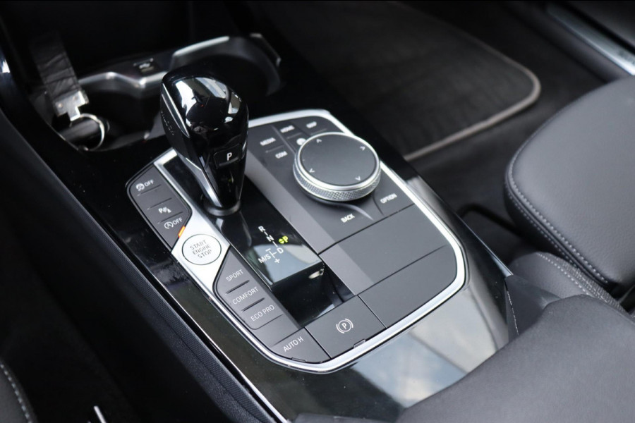 BMW 1-serie 116i Introduction Edition org.NL 18"Performance h.leer