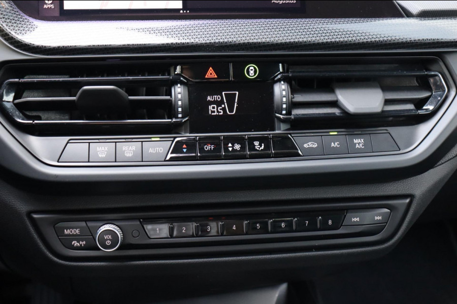 BMW 1-serie 116i Introduction Edition org.NL 18"Performance h.leer