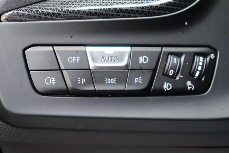 BMW 1-serie 116i Introduction Edition org.NL 18"Performance h.leer