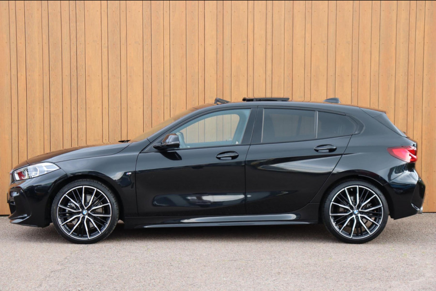 BMW 1-serie 120i M-Sport org.NL Head-up schuifdak camera leer+memory