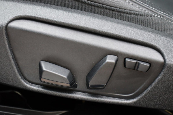 BMW 1-serie 120i M-Sport org.NL Head-up schuifdak camera leer+memory